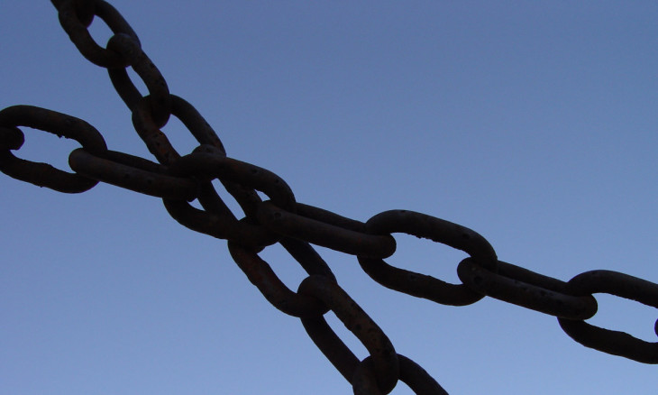 link-chains-photo-by-scott-robinson-flickr-ccby